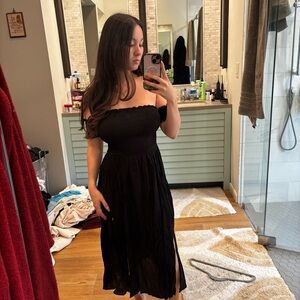 Love Tree Black Off-Shoulder Midi Dress